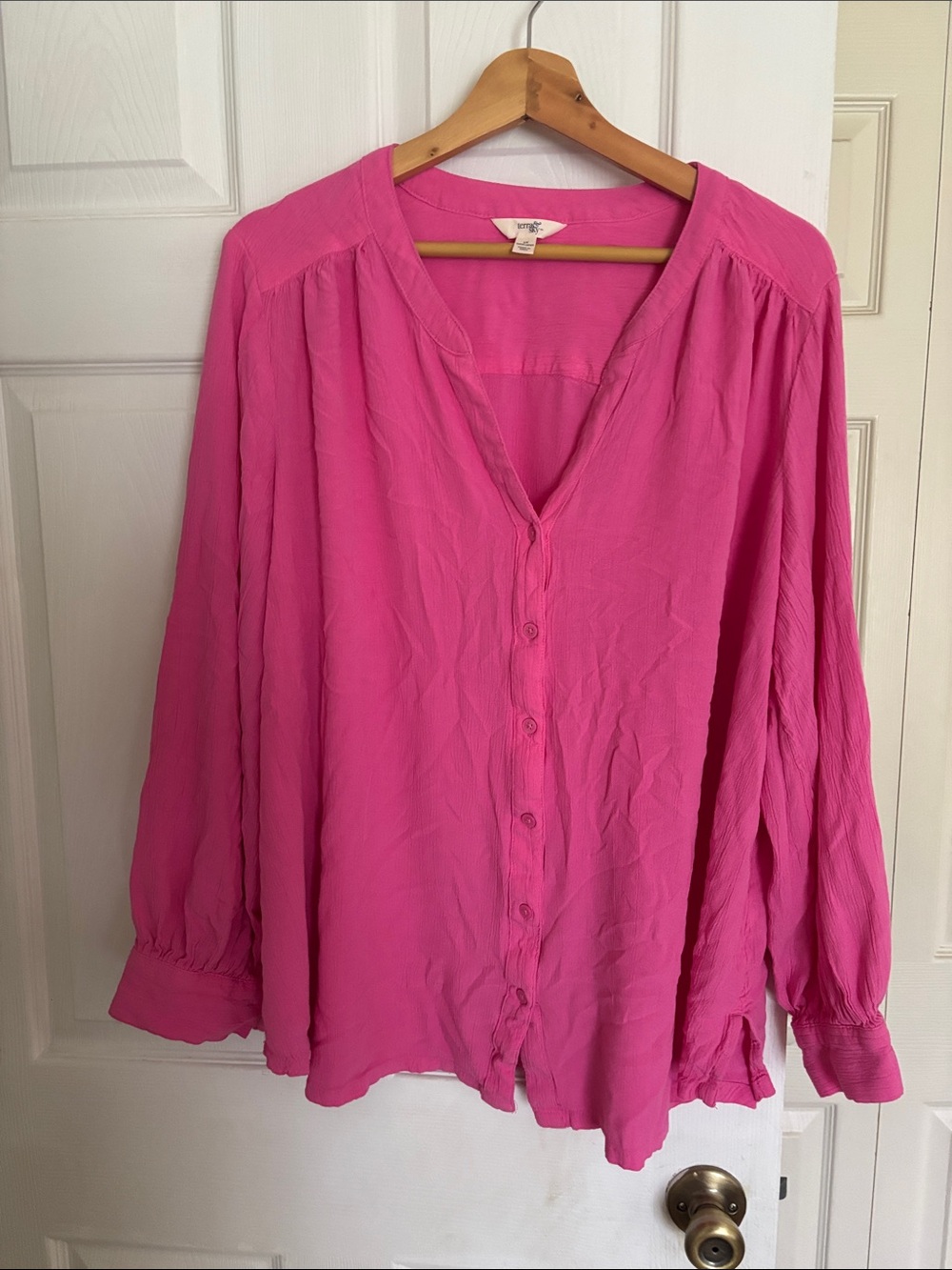 Terra & Sky Bright Pink Button-Front V-Neck Blouse